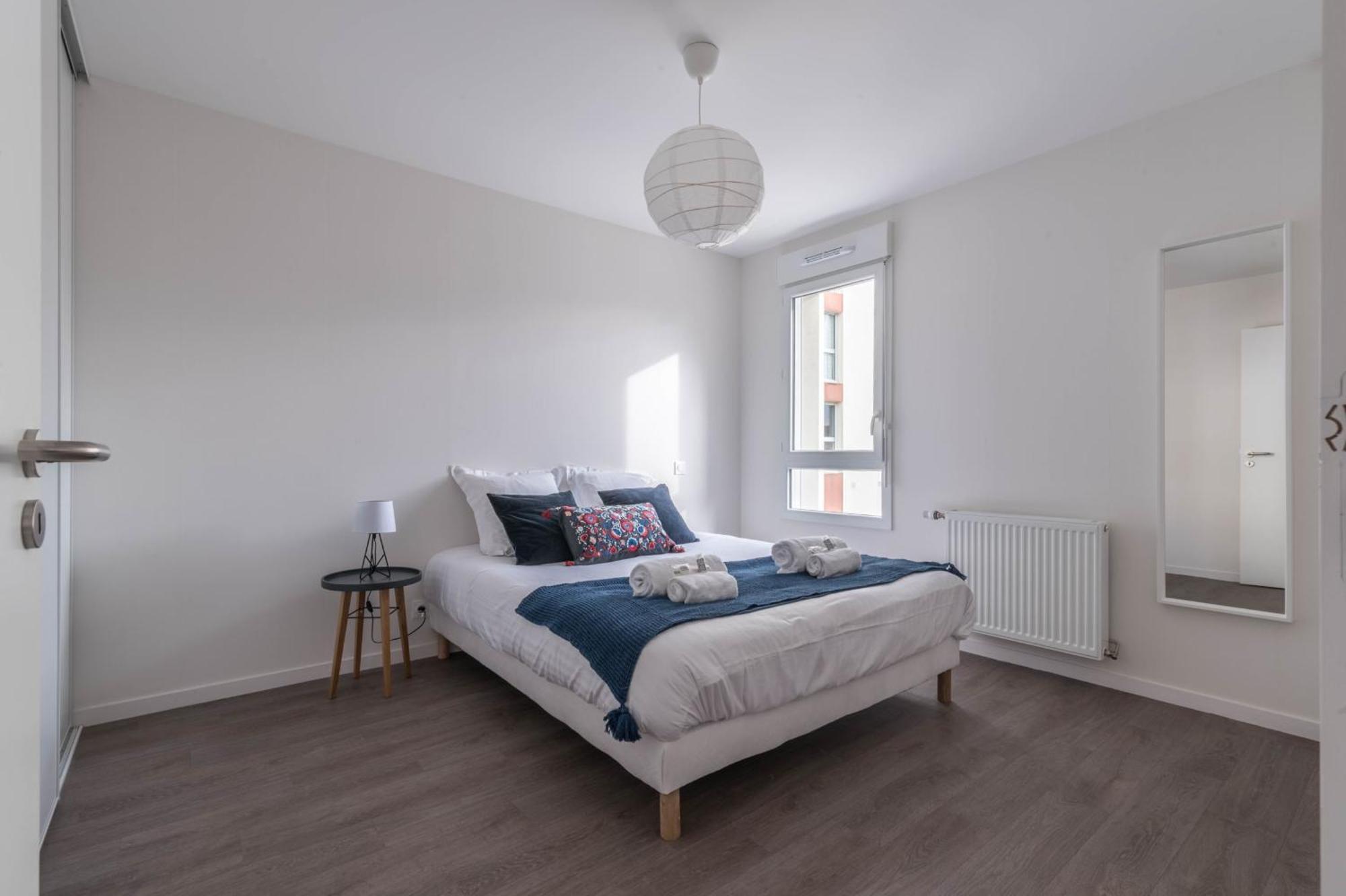 Theo - T2 Proche Gare Apartment Le Mans Bagian luar foto
