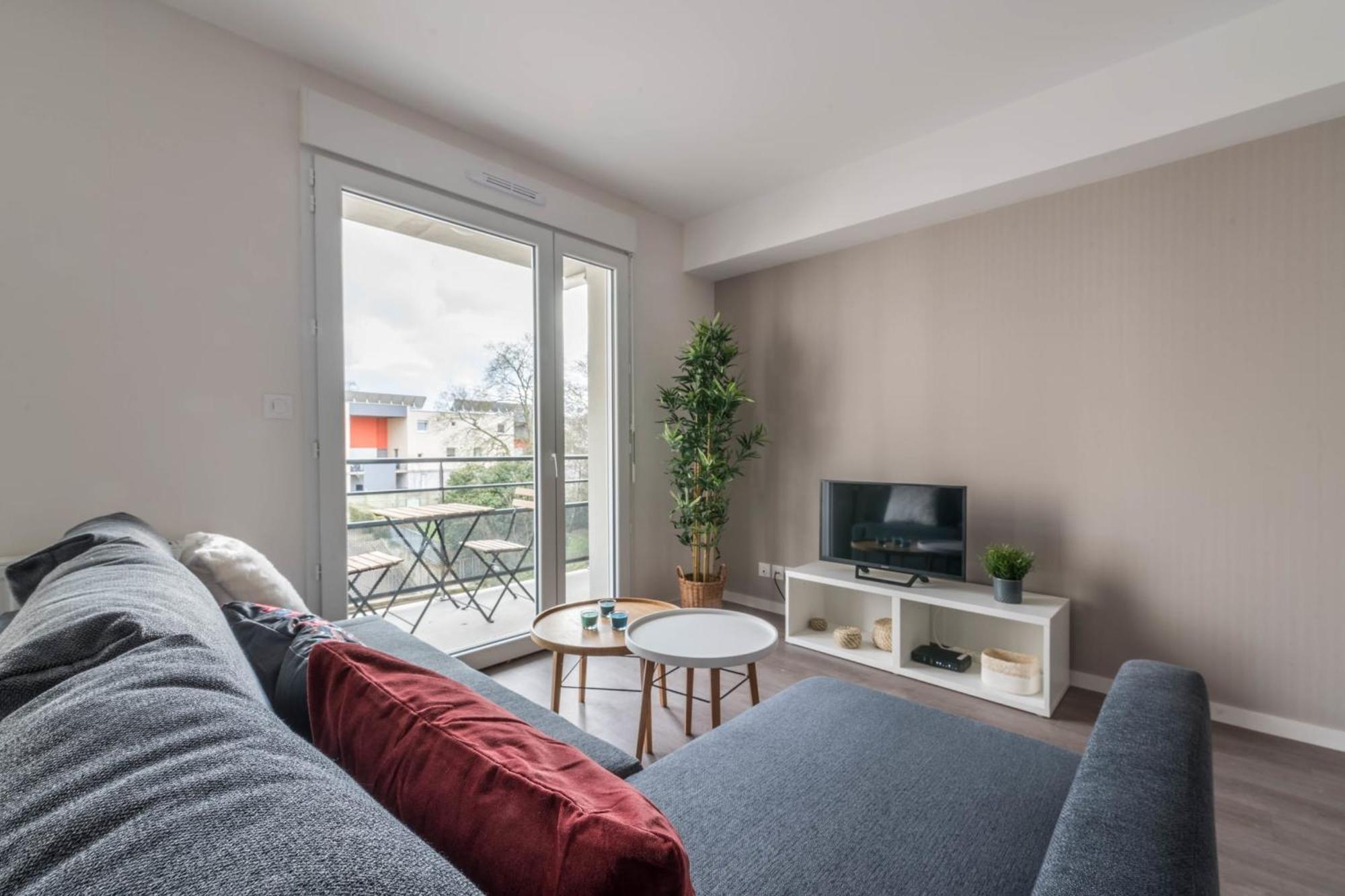 Theo - T2 Proche Gare Apartment Le Mans Bagian luar foto