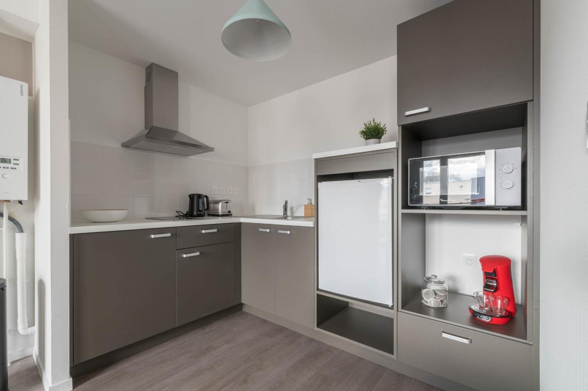 Theo - T2 Proche Gare Apartment Le Mans Bagian luar foto